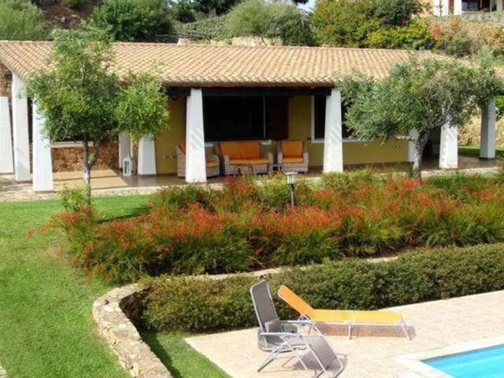 Azzurra Villa Tertenia